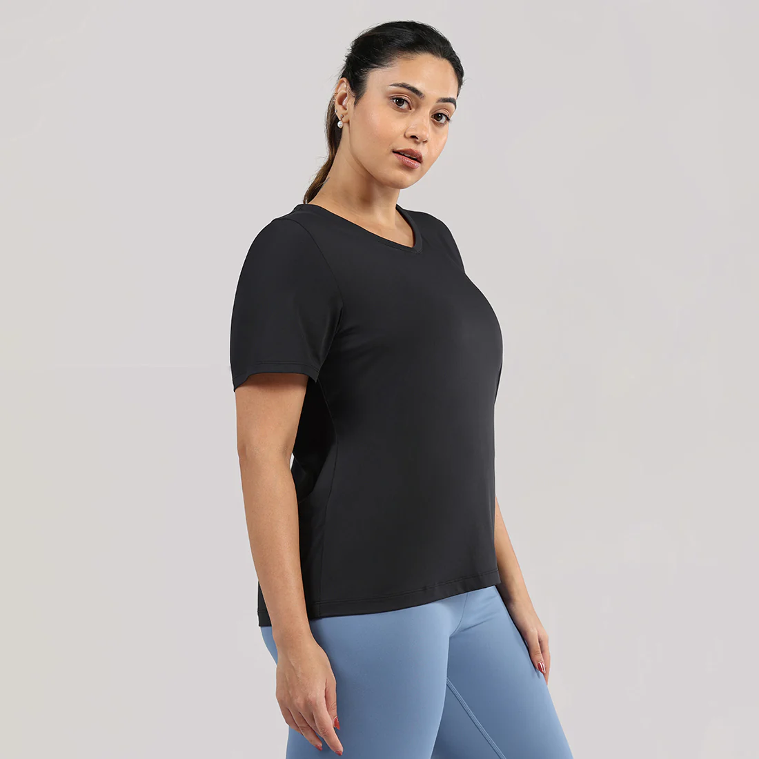 AeroCool™ Training - V Neck - Image 12
