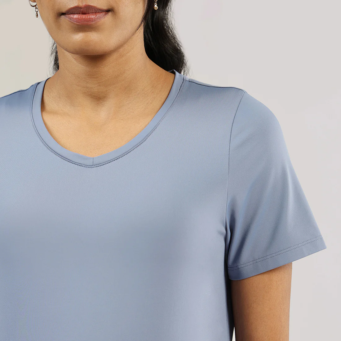 AeroCool™ Training - V Neck - Image 16