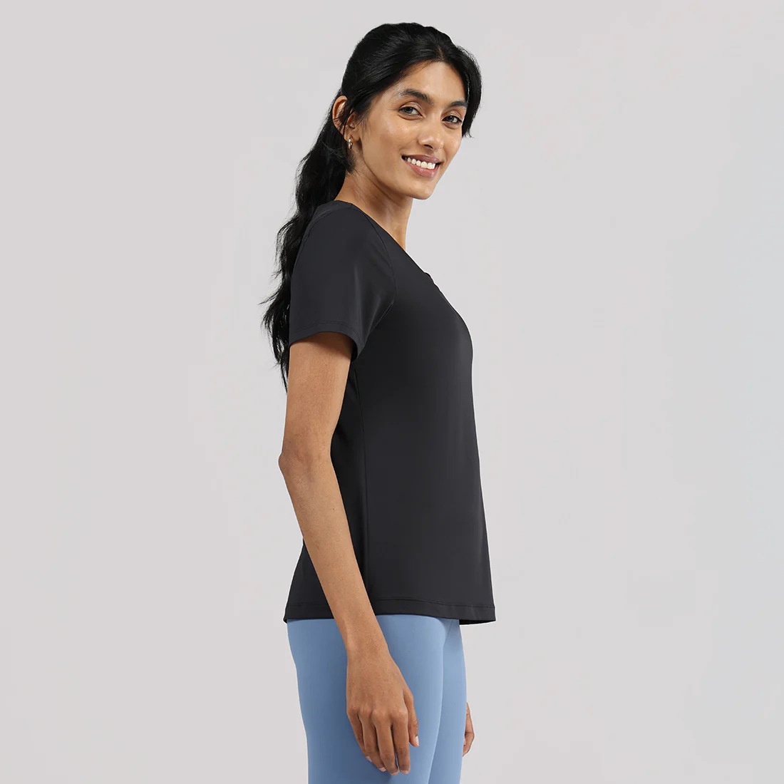 AeroCool™ Training - V Neck - Image 3