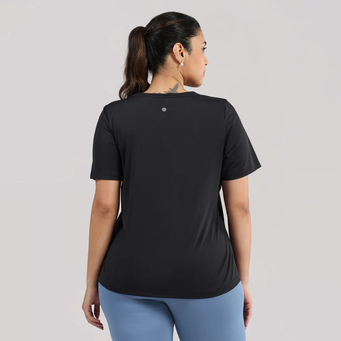 AeroCool™ Training - V Neck - Image 8