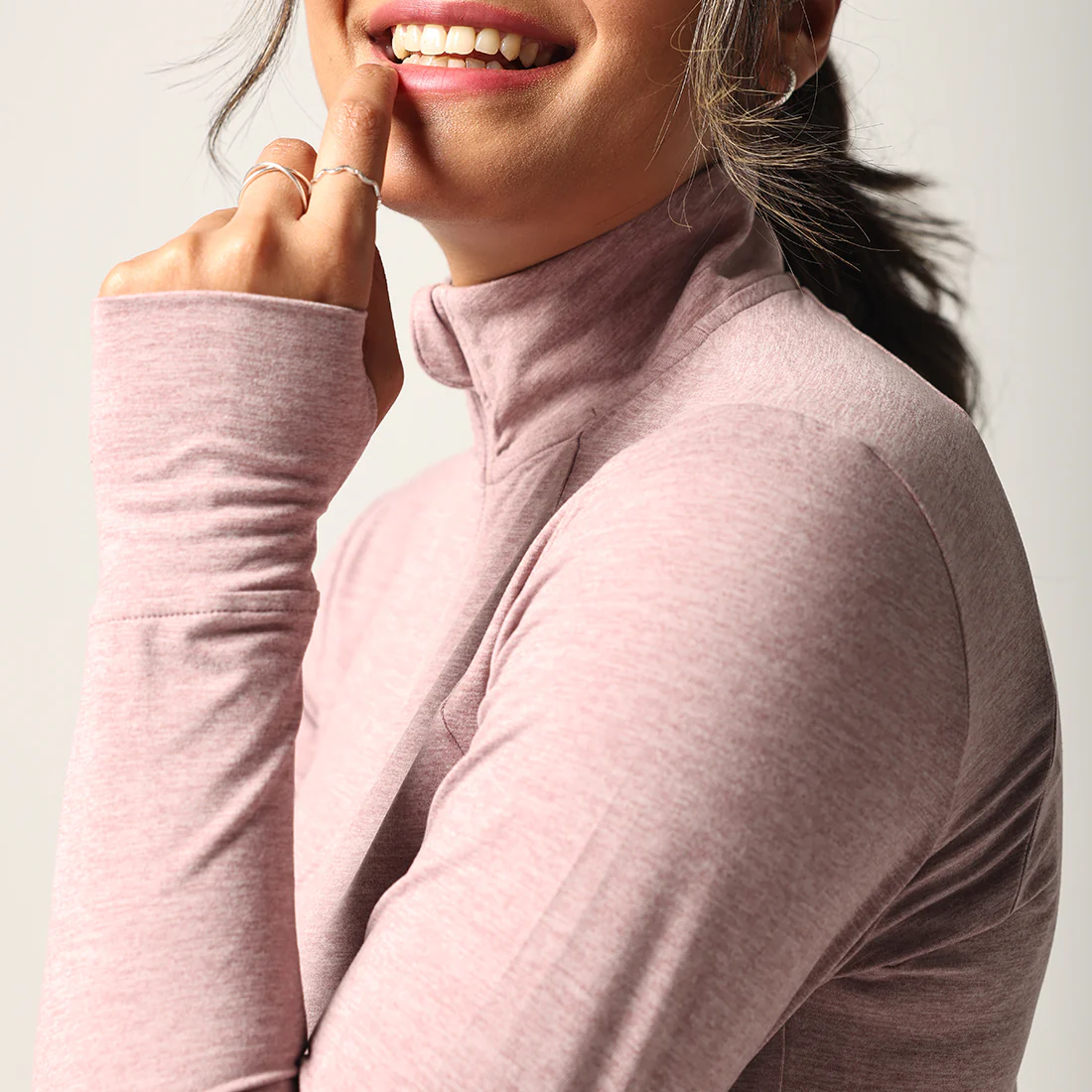 AirMelt ™ Quarter Zip Pullover - Image 52