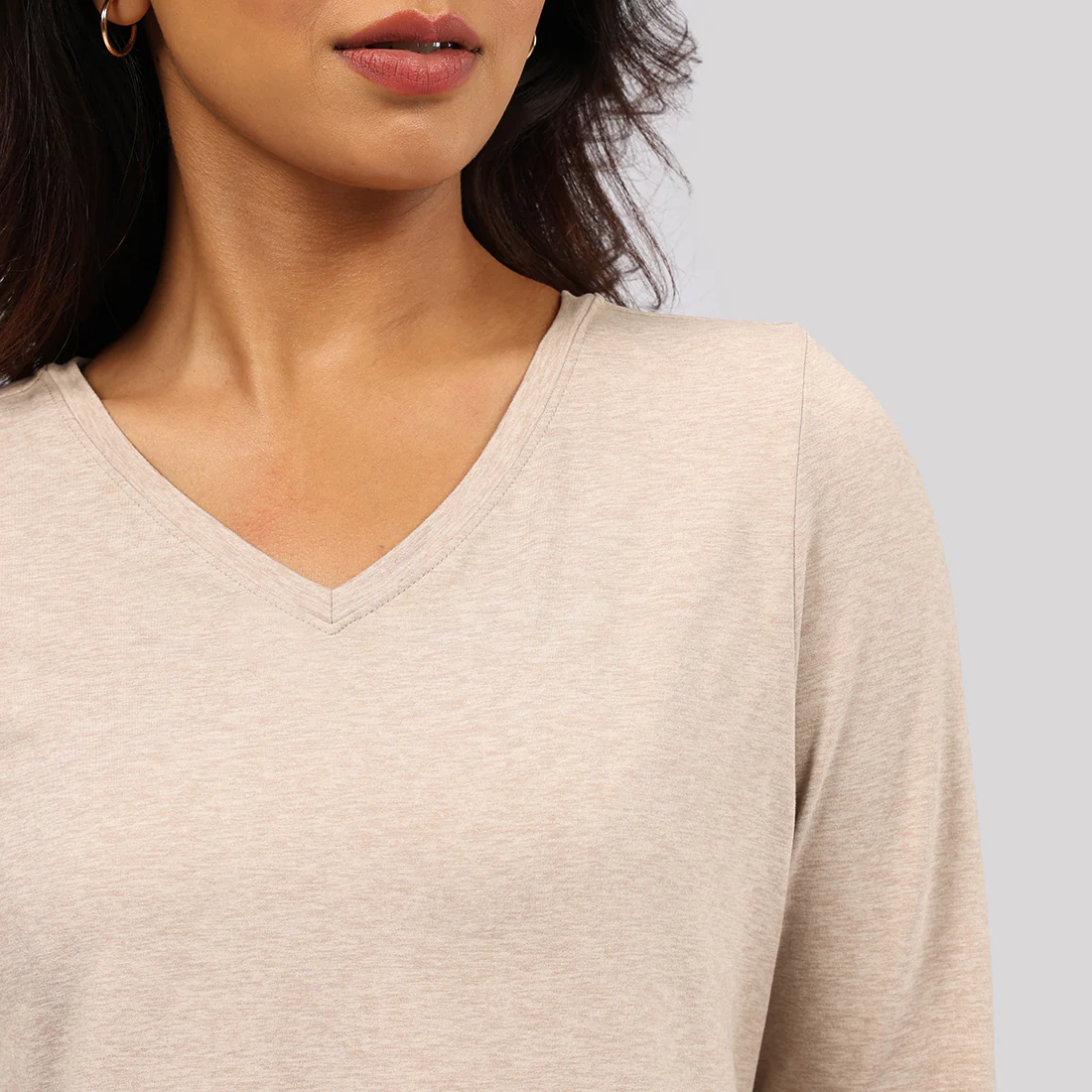 AirMelt ™ Apple Hem Tee - Image 10