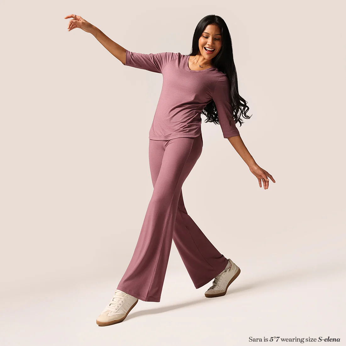 AirMelt ™ Apple Hem Tee - Image 111