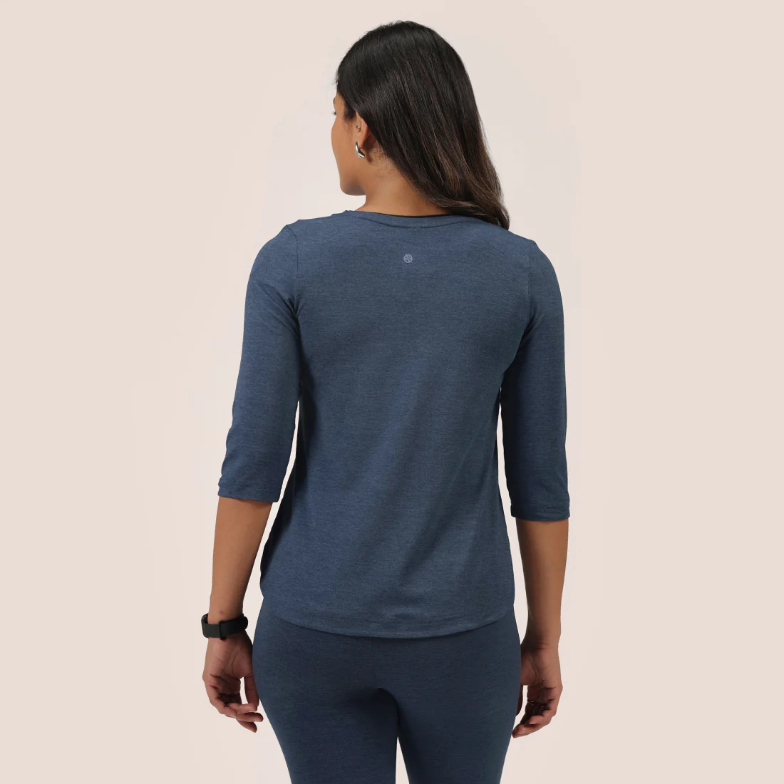 AirMelt ™ Apple Hem Tee - Image 112