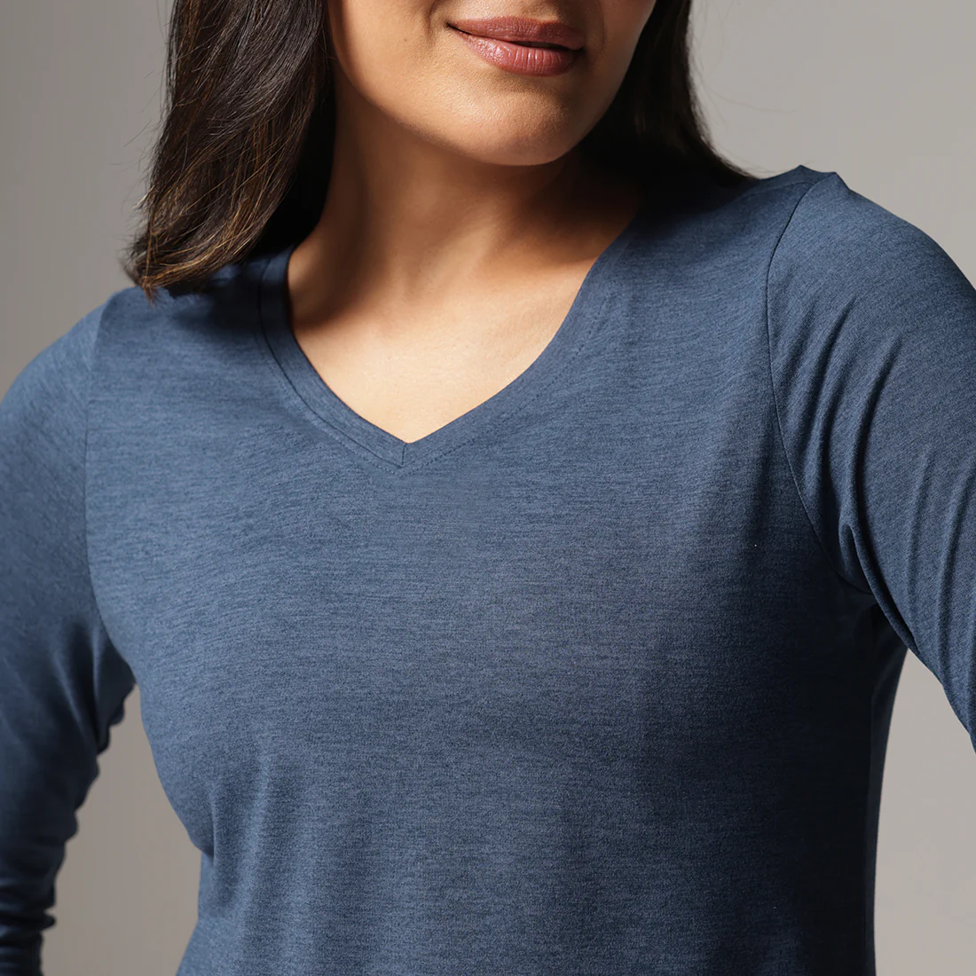 AirMelt ™ Apple Hem Tee - Image 114