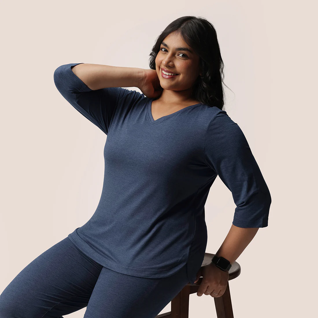 AirMelt ™ Apple Hem Tee - Image 130
