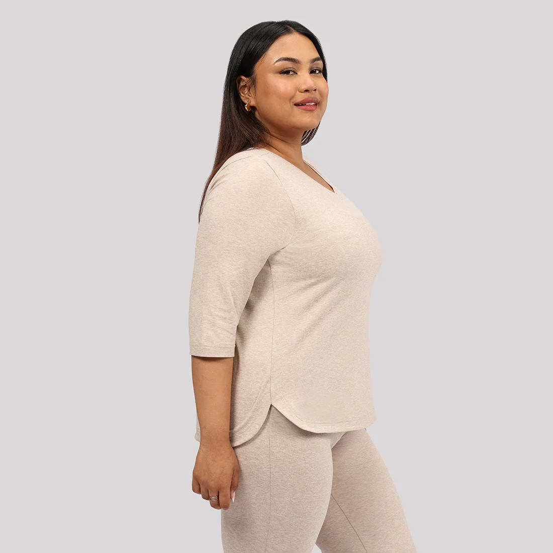 AirMelt ™ Apple Hem Tee - Image 15