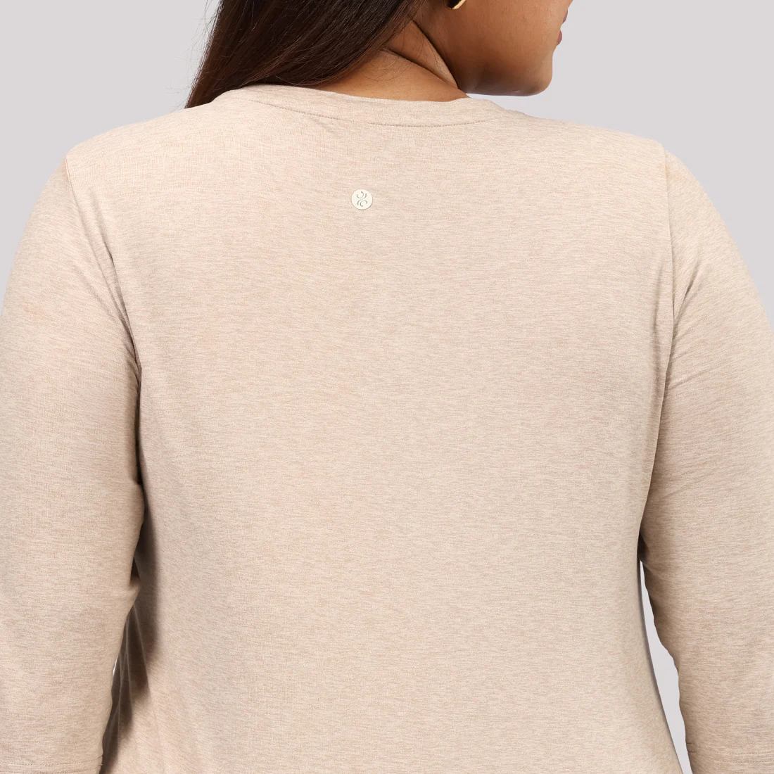 AirMelt ™ Apple Hem Tee - Image 21