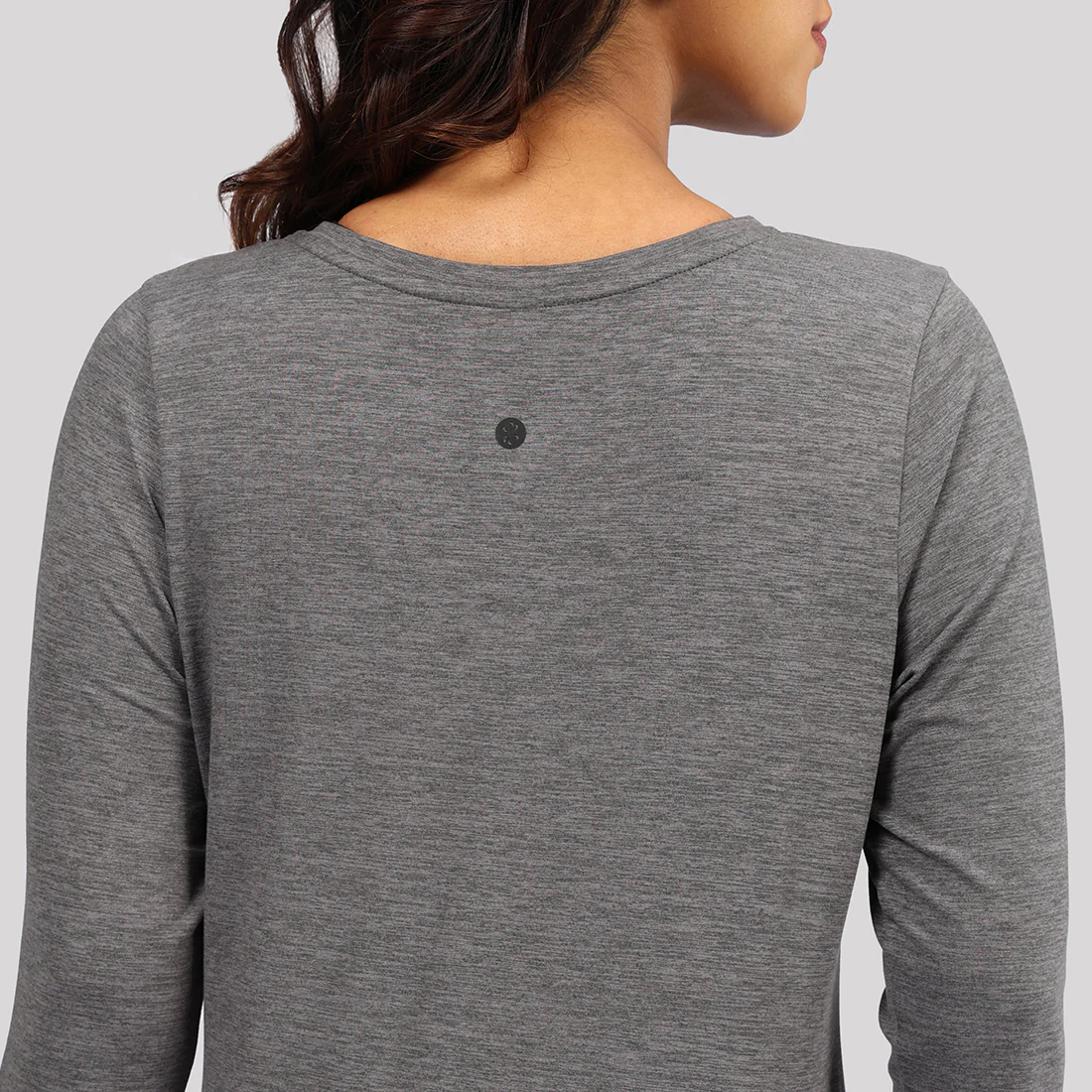 AirMelt ™ Apple Hem Tee - Image 51