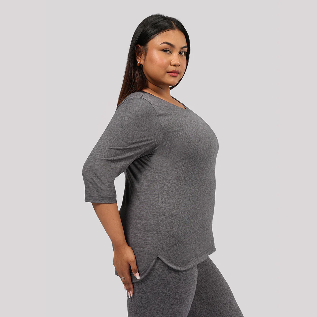 AirMelt ™ Apple Hem Tee - Image 54