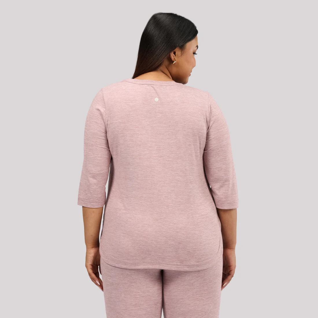 AirMelt ™ Apple Hem Tee - Image 75