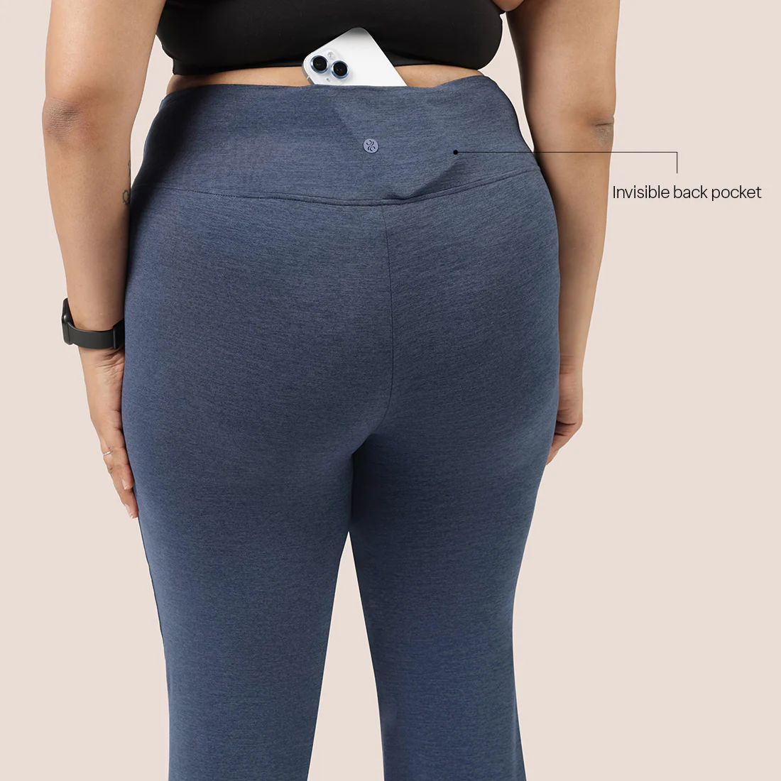 AirMelt Flare Pants - Lite - Image 119