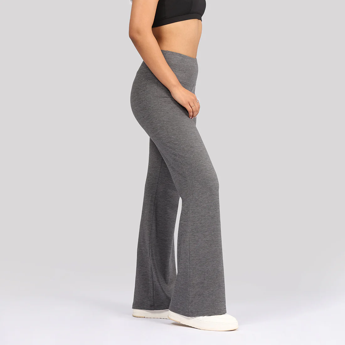 AirMelt Flare Pants - Lite - Image 23