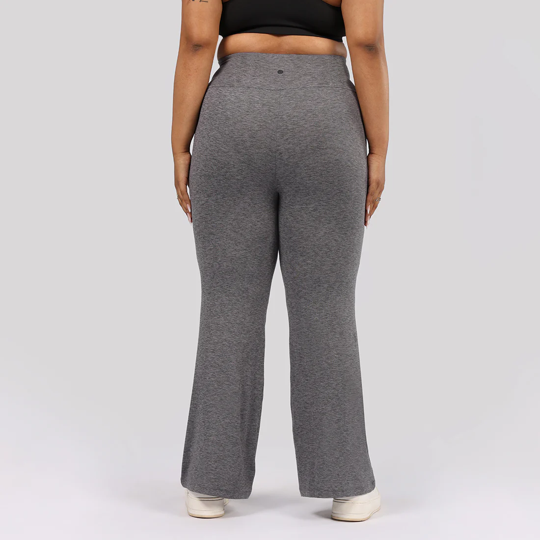 AirMelt Flare Pants - Lite - Image 36