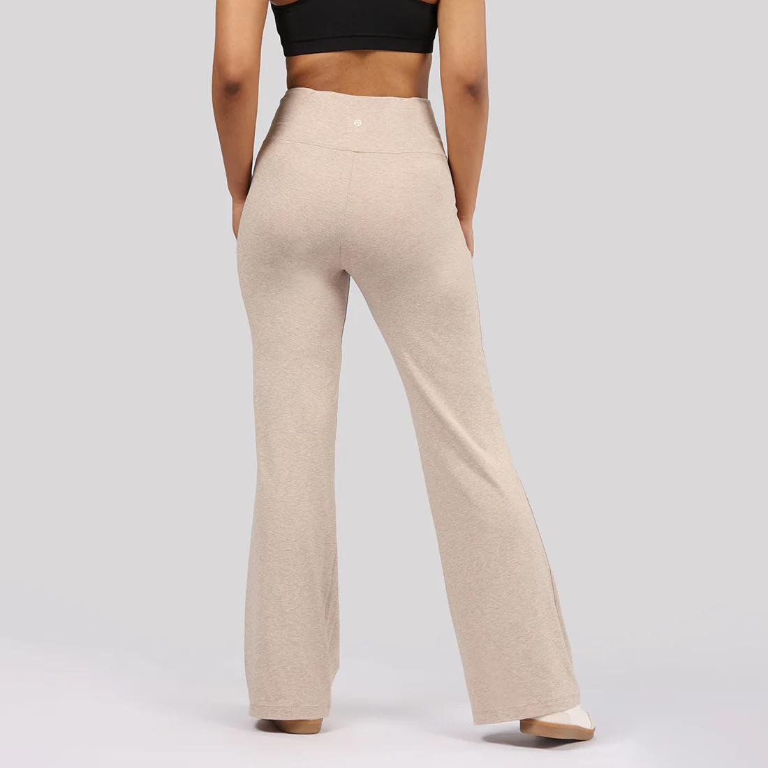 AirMelt Flare Pants - Lite - Image 6
