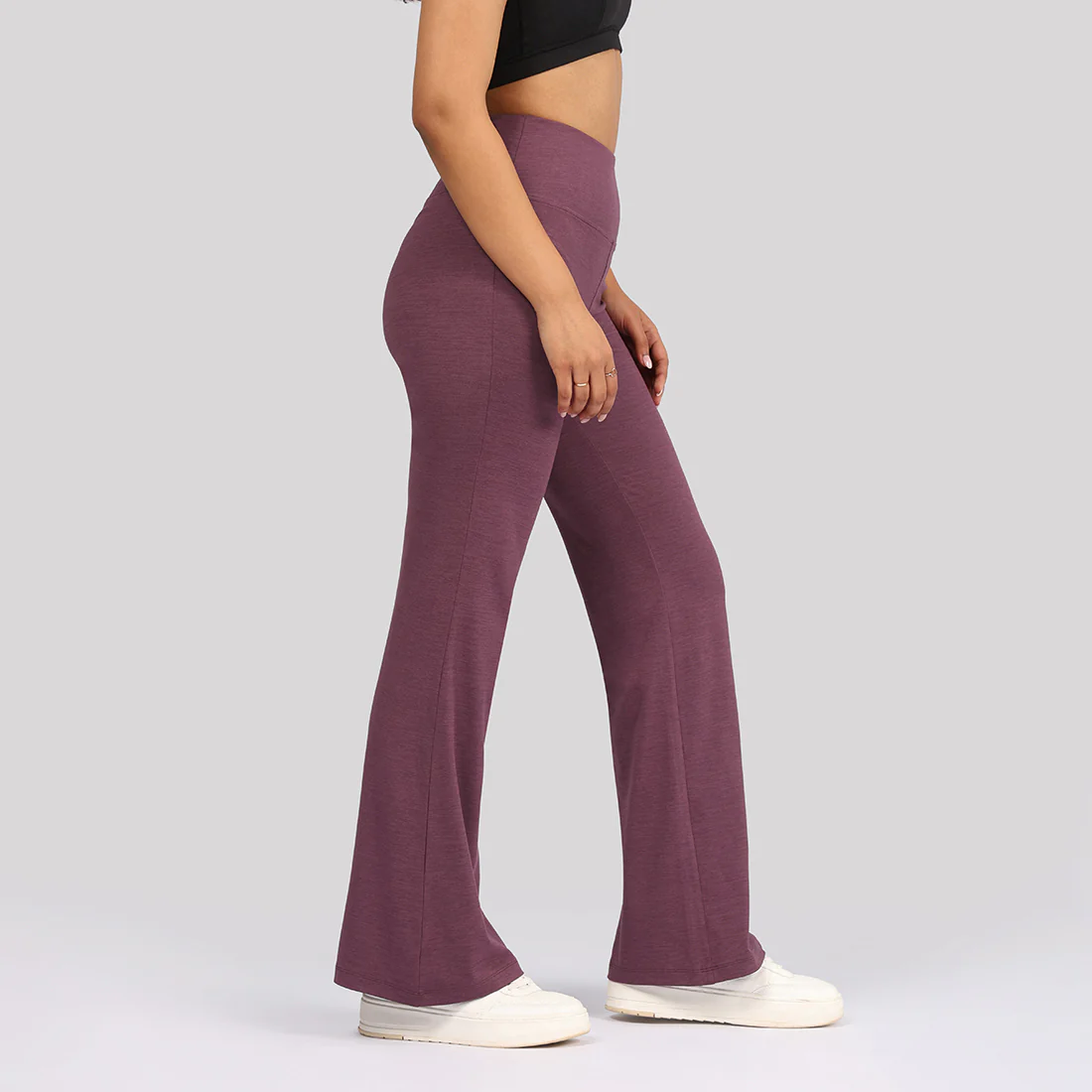 AirMelt Flare Pants - Lite - Image 61