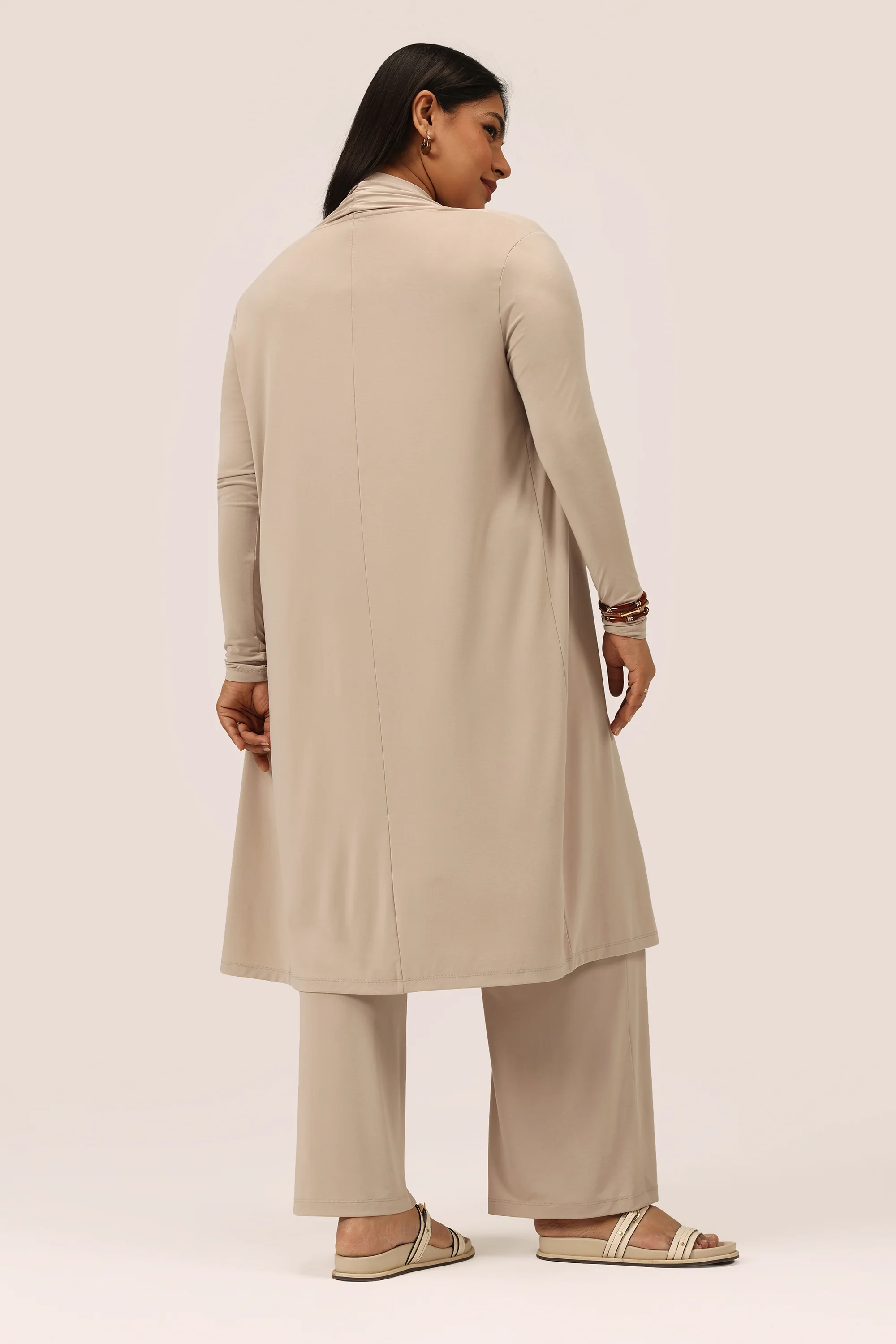 EverFlow™ Cape - Image 11