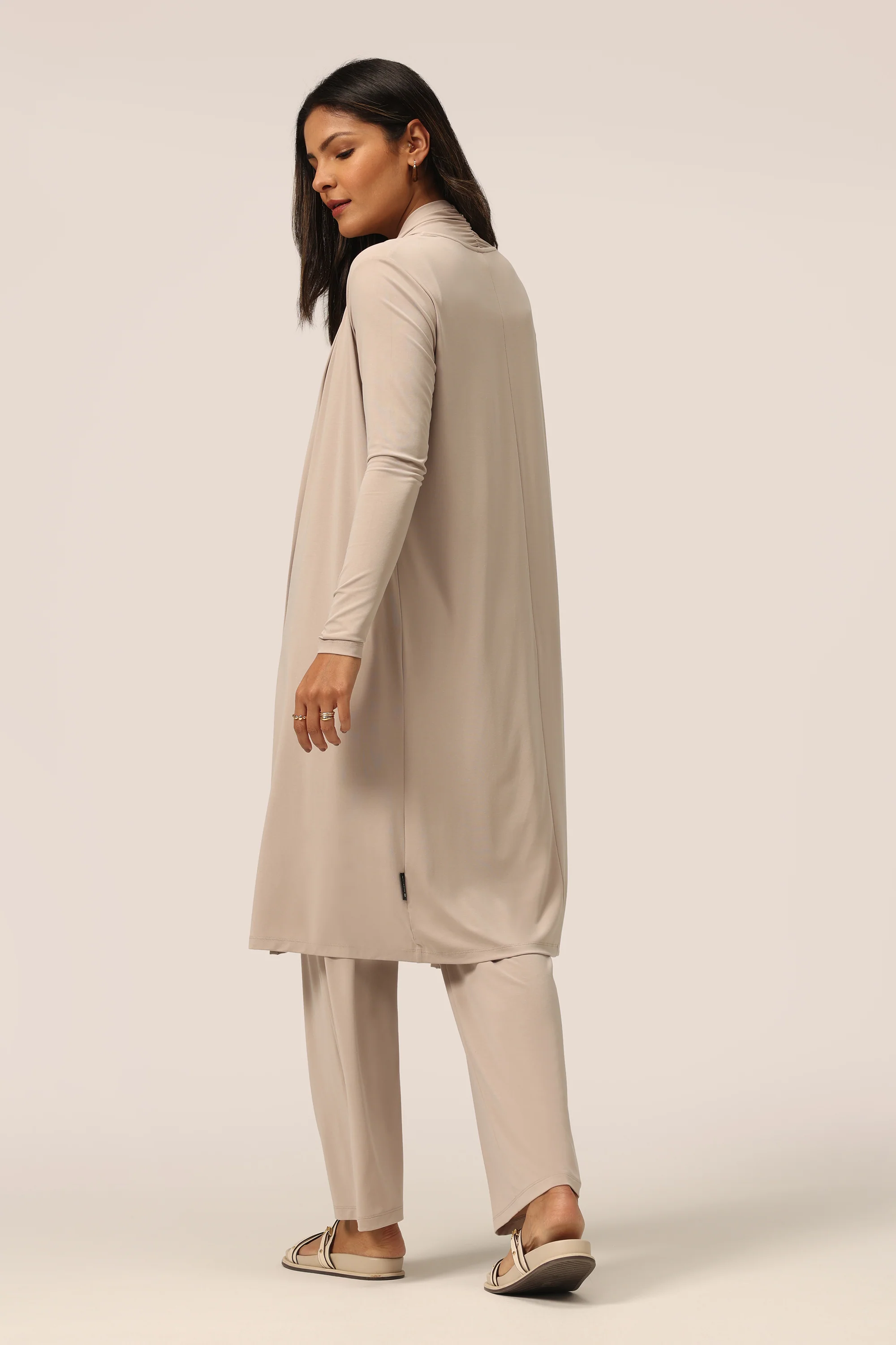 EverFlow™ Cape - Image 4