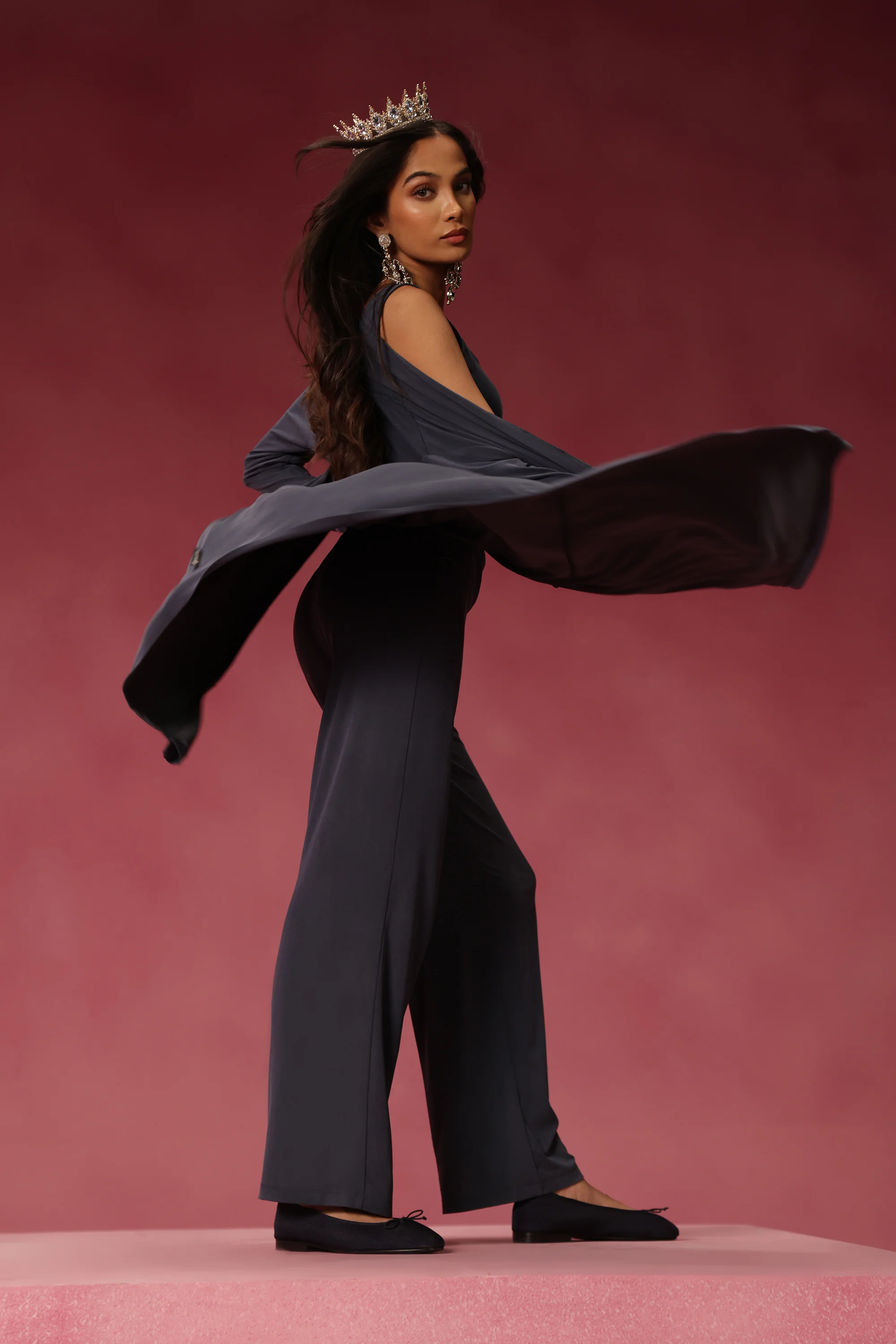 EverFlow™ Cape - Image 50