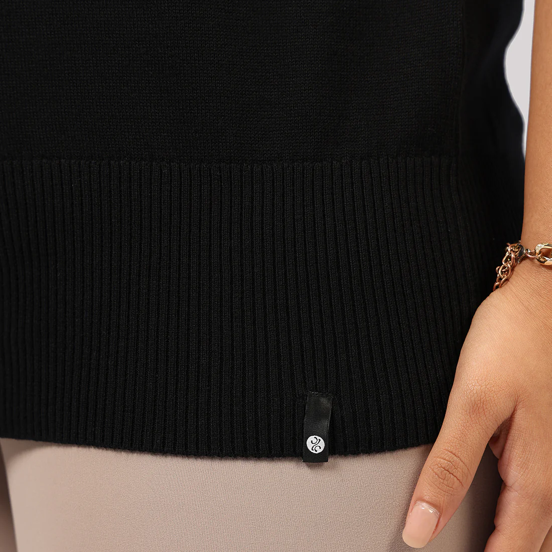 Move All Day Cap Sleeves Top - Image 21