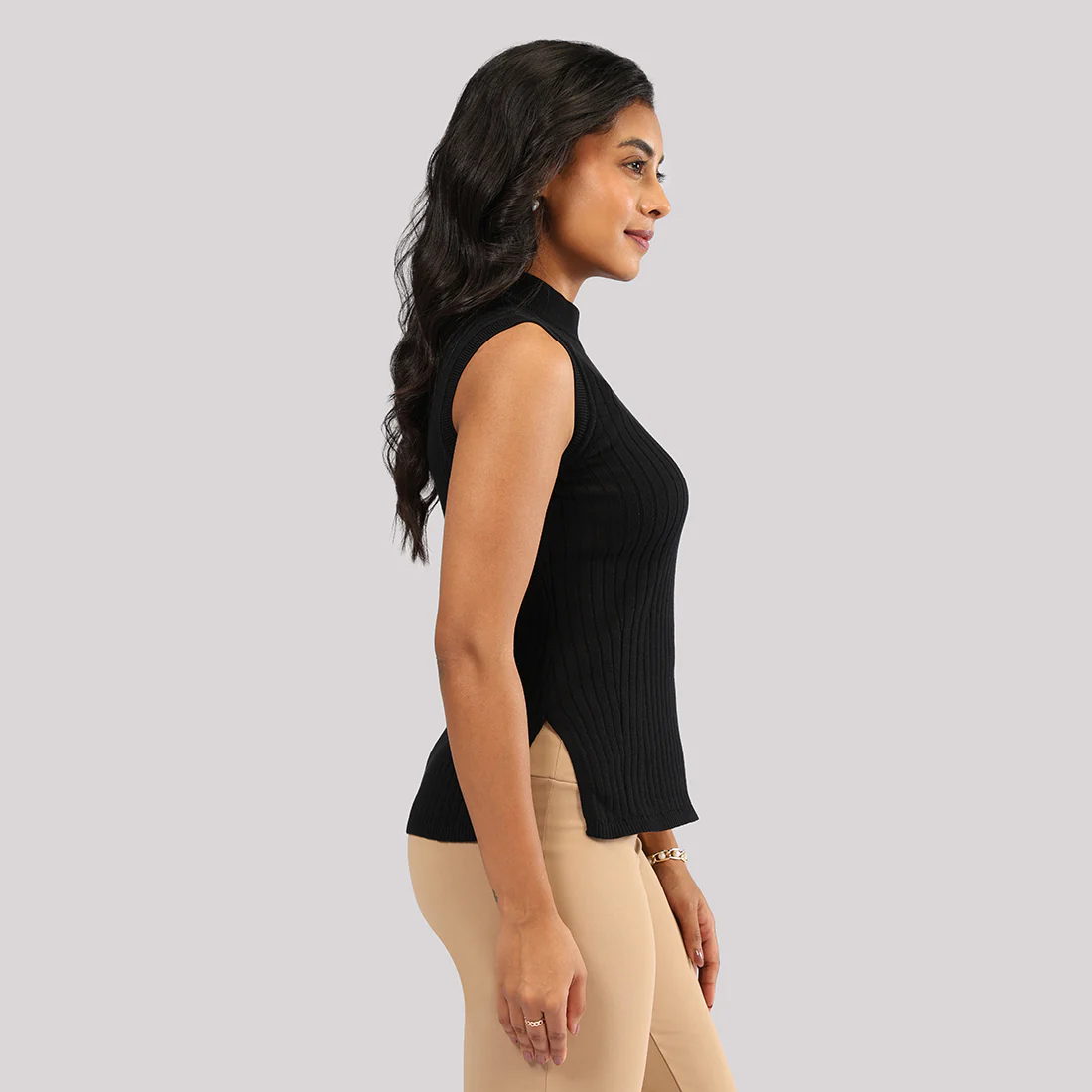 Move All Day Sleeveless Top - Image 21