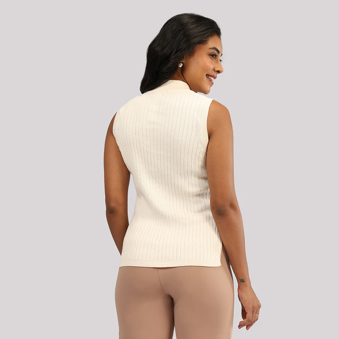 Move All Day Sleeveless Top - Image 4